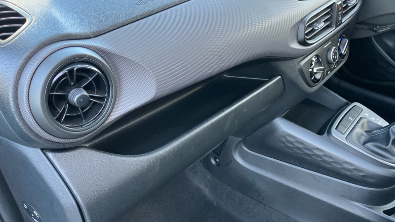 Hyundai i10 1.2 MPi SE Connect 5dr Auto Petrol Hatchback